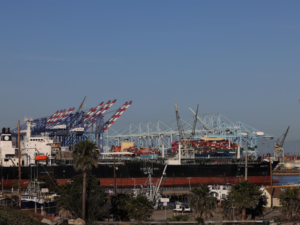 ——美国商户期待中国商品进口回正轨不朽情缘希望圣诞节不要“被偷走”(图2)